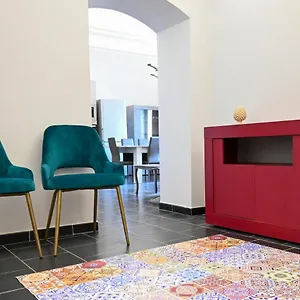 https://gikla-maison.taorminaitalyhotels.com