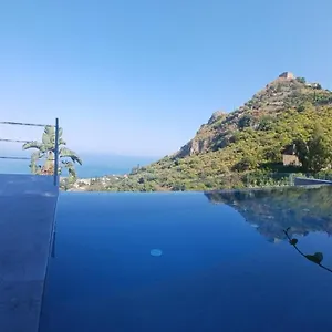 https://residence-dimora-taorminese.taorminaitalyhotels.com